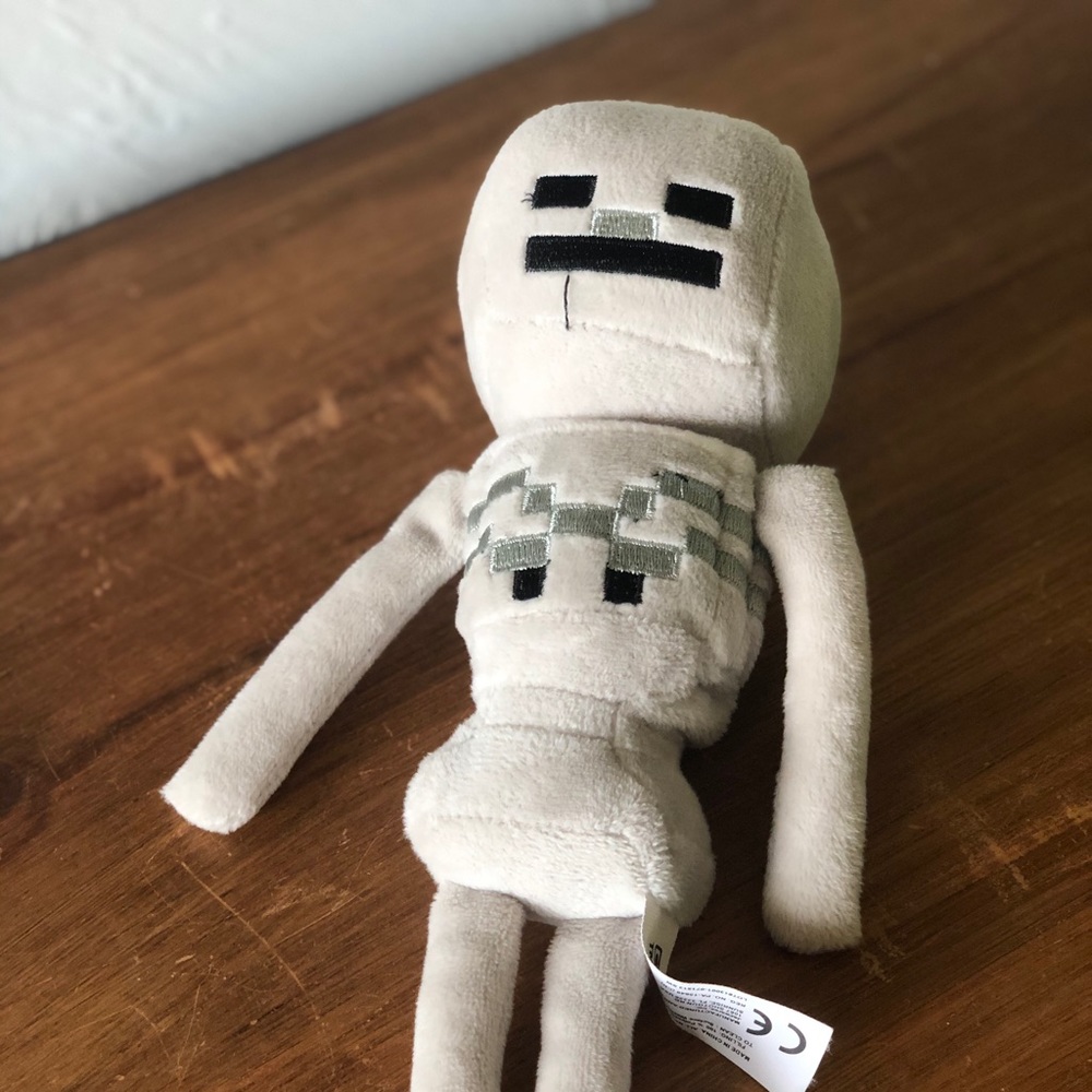 Minecraft- Skeleton plushie